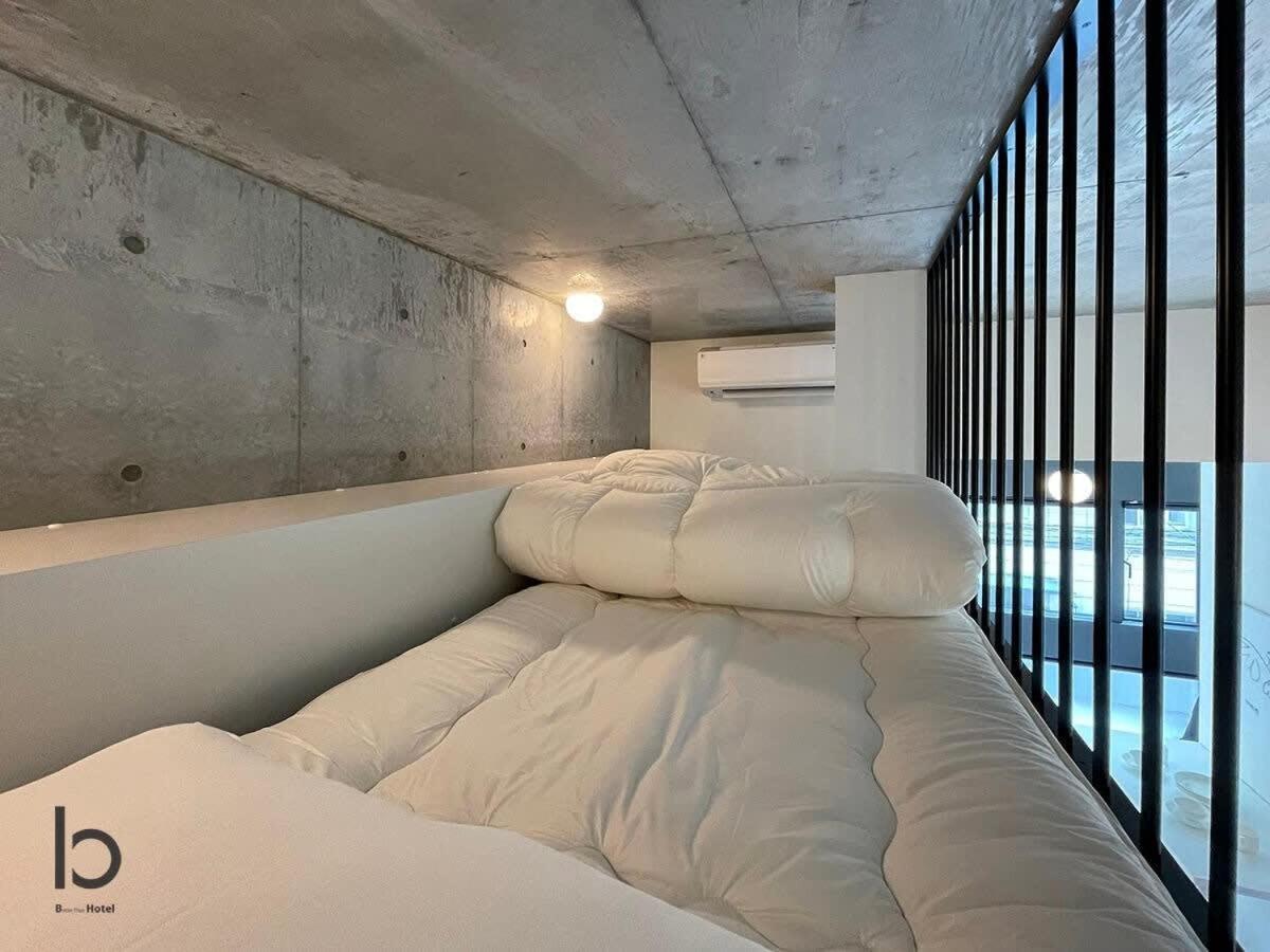 Bhotel Nekoyard - Modern Loft Studio Near Peace Park & City Center 히로시마 외부 사진